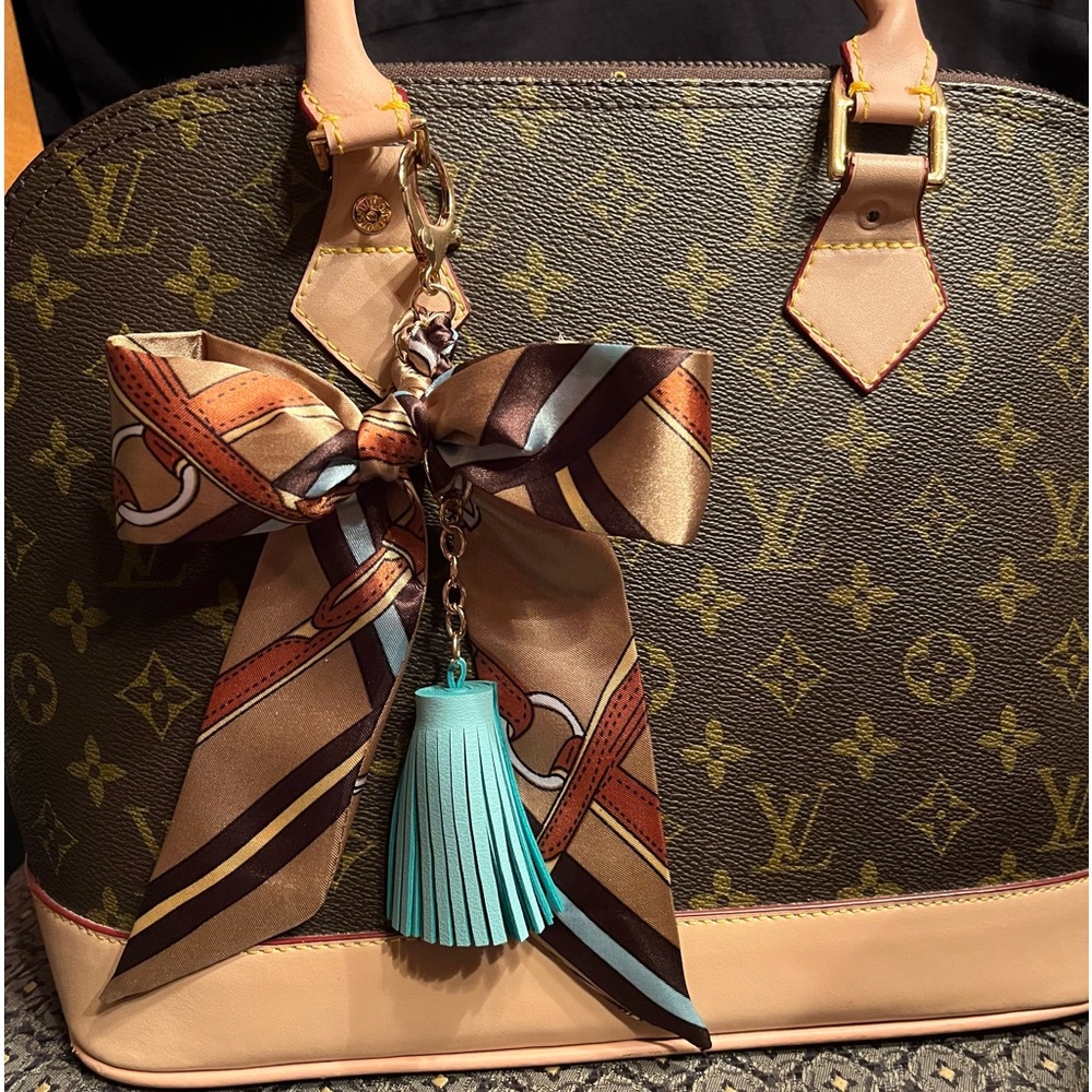 Purse scarf BOW tassel design blue tan brown stripe gold clip on bag stunning!